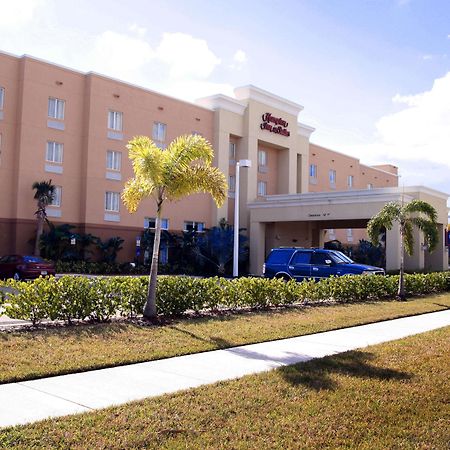 Hampton Inn & Suites - Fort Pierce Exterior foto